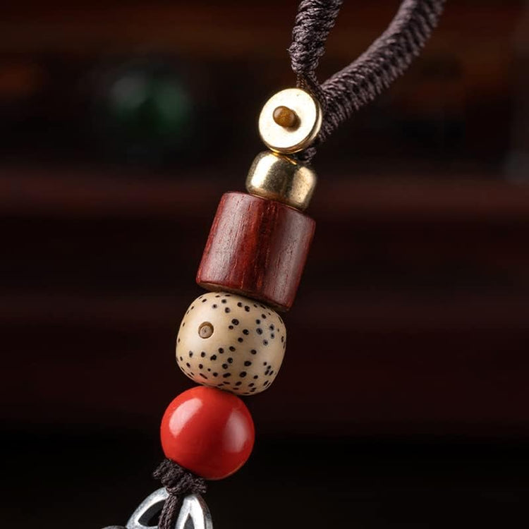 Direct from Japan: [Attract wealth & ward off evil / Replenish Metal, Water, Earth elements / Free shipping on one item] Hand-woven Brass Pixiu Good Luck Knot Keychain (B3640)
