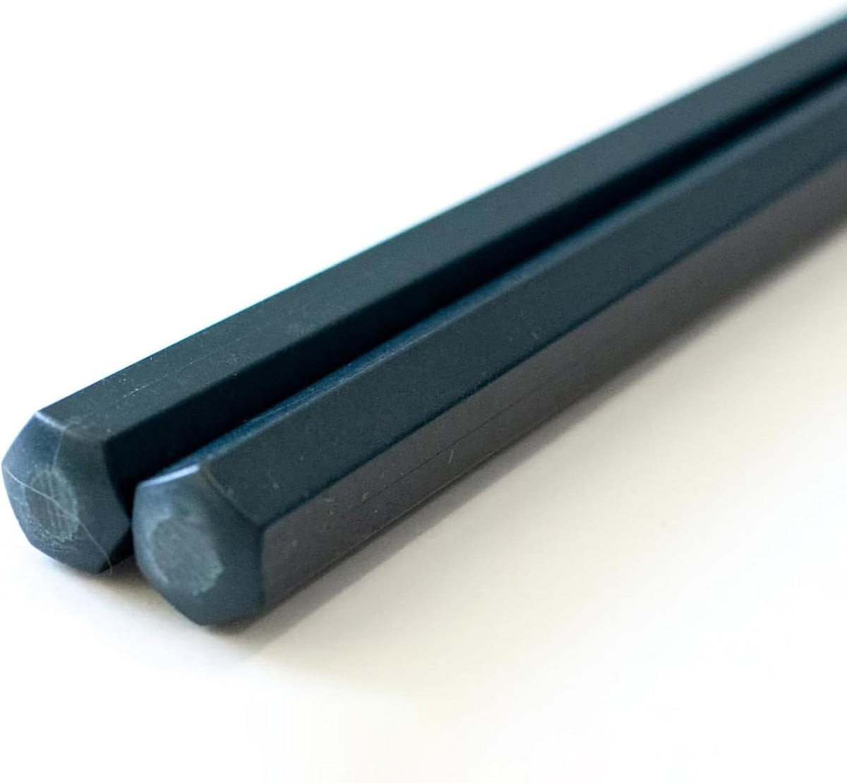Made in Japan: Sunlife Colored [Dark Color] Hexagonal PBT Chopsticks, 5 pairs per set (23cm | Washing Machine Compatible) (Z190)