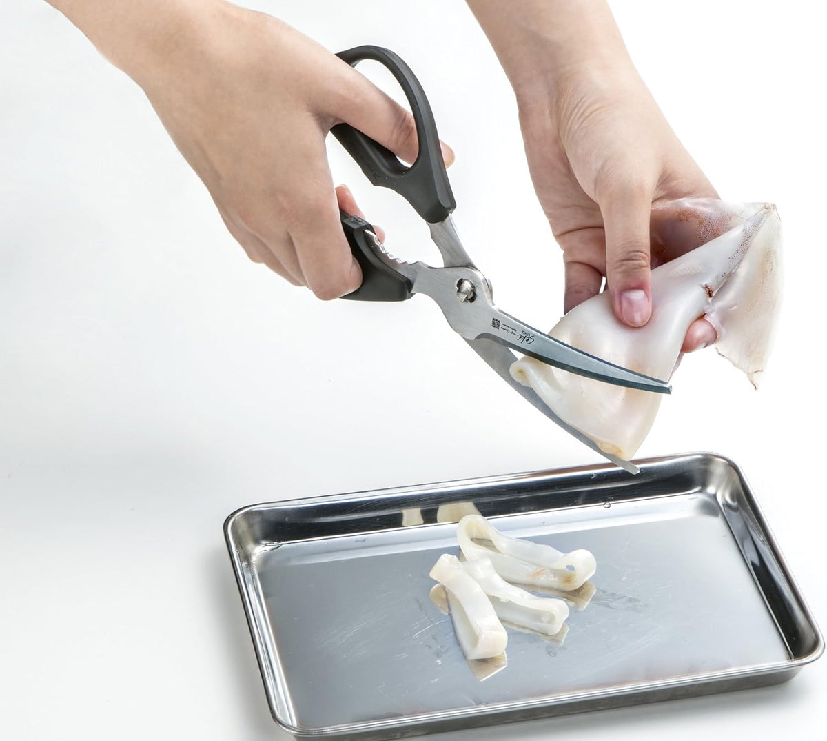 Made in Japan: Takumi no Ki (Craftsmanship) - Multi-purpose Stainless Steel Kitchen Scissors (B2583)