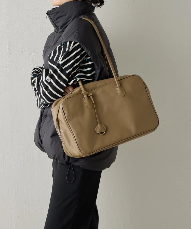 [Customer provided photo, ships mid-Nov] Direct from Japan: Made in Bangladesh ear PAPILLONNER "A4-compatible/Large Capacity" Premium Leather Doctor Boston Bag (B3892)